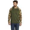 Russell Outdoors Men's Olive Drab Green/ Realtree Edge Realtree Performance Colorblock Pullover Hoodie