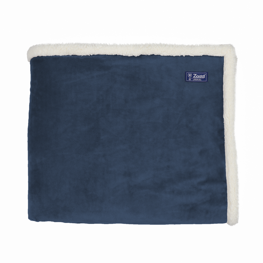 48-Hour Zusa Navy/Ivory Oversized Sherpa ZZZs Blanket